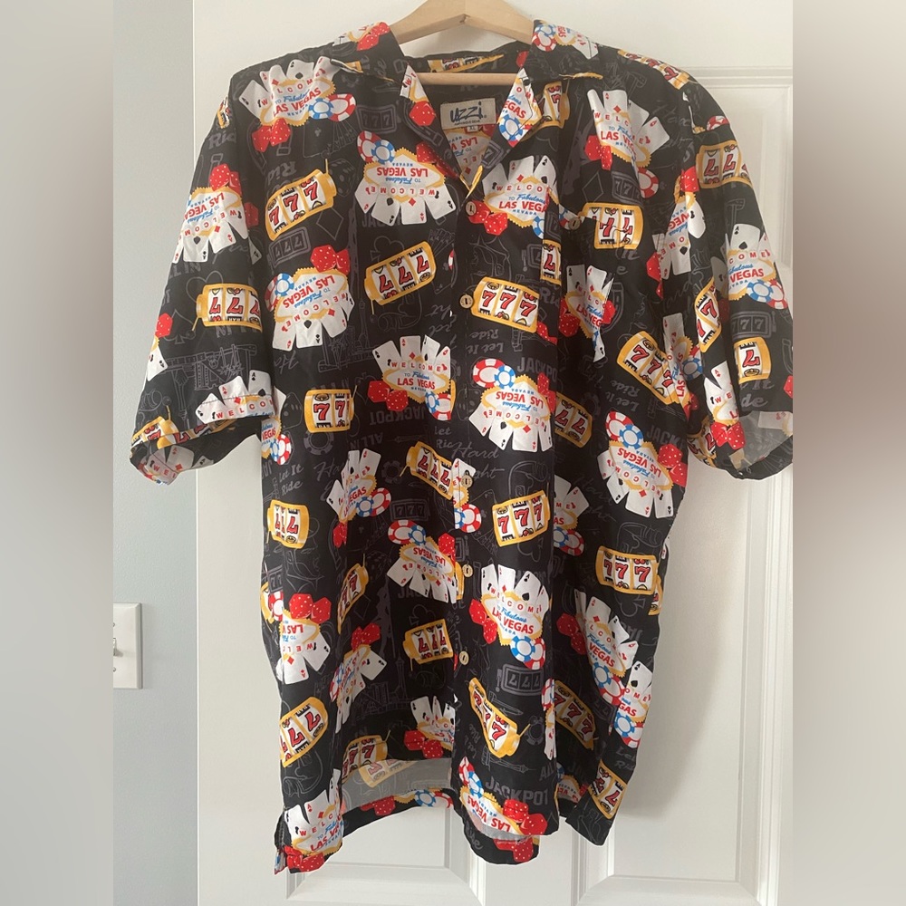 Mens UZZI Las Vegas Graphic Button Up shirt. Missing 1 Button Size XL